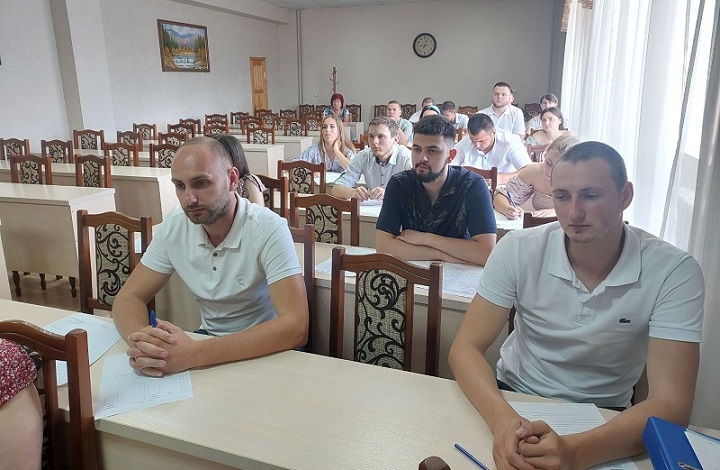 Студенти спеціальності 203 «Садівництво та виноградарство» ОС Бакалавр складали державний кваліфікаційний екзамен.